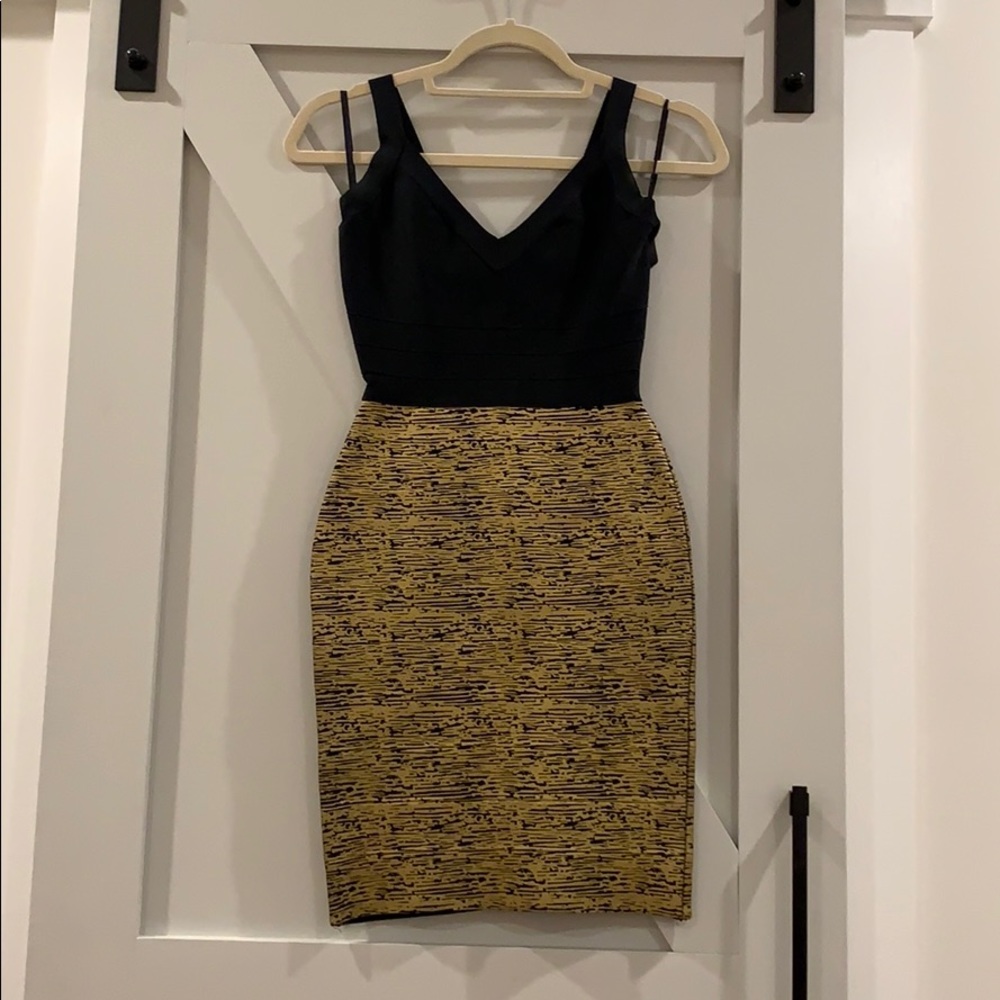 Aqua bandage black & gold holiday dress size 0